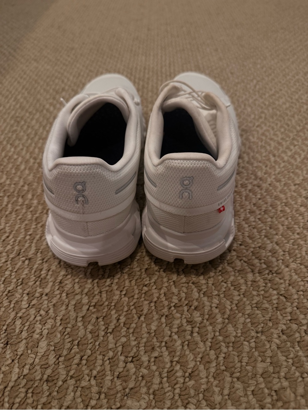 On Running White Men's Athletic Running Shoes - Picture 3 of 3